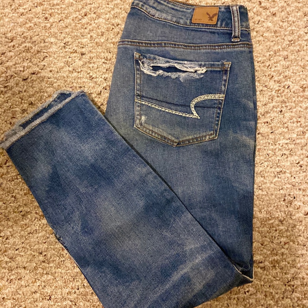 American Eagle Distressed Jeans Tomgirl
